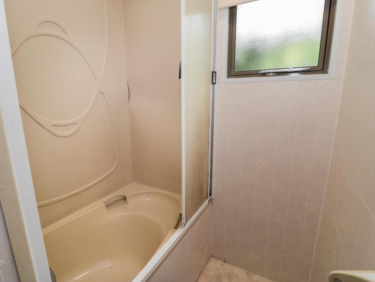 Fron Dderw Caravan Holyhead Bagian luar foto