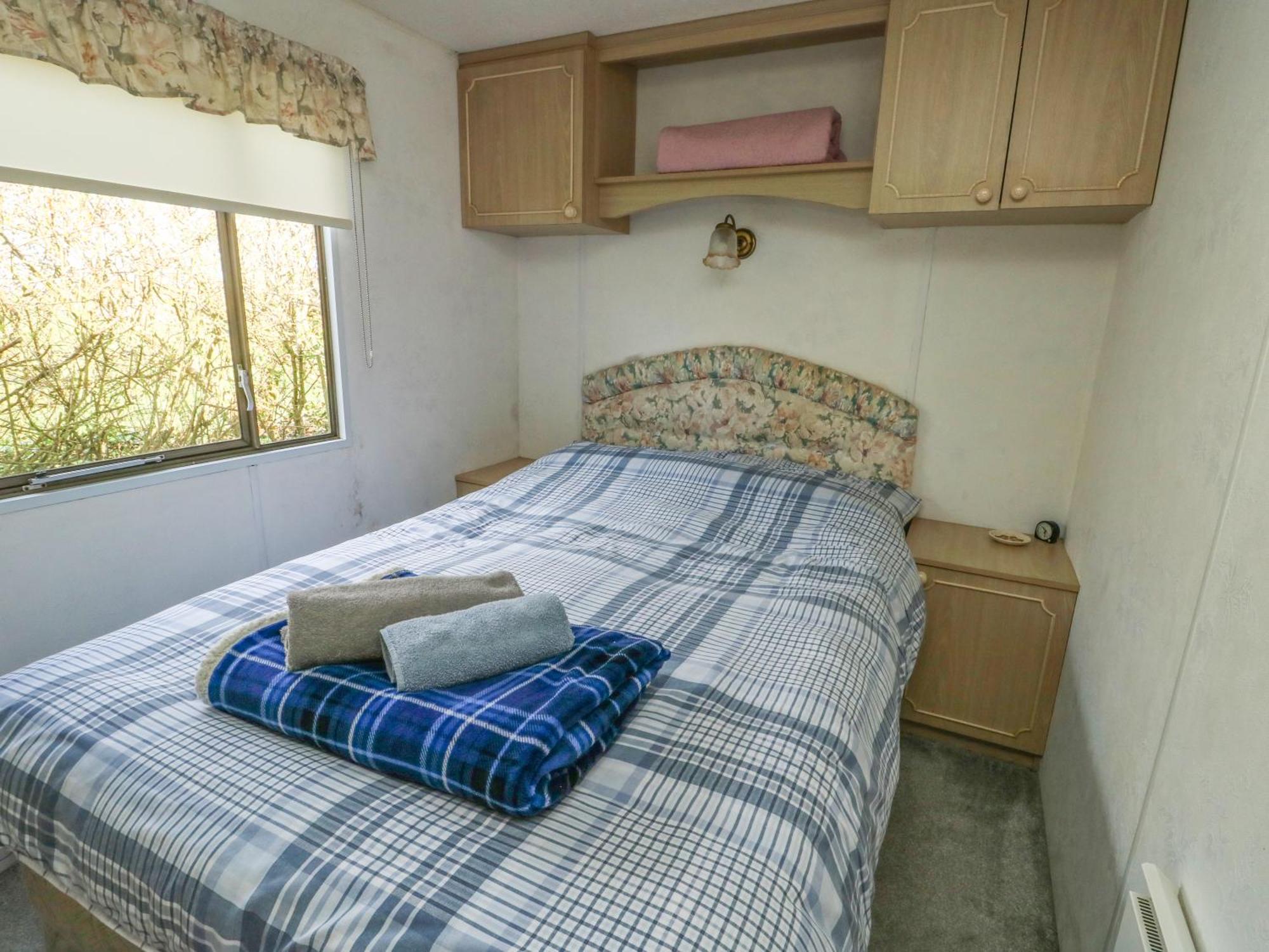 Fron Dderw Caravan Holyhead Bagian luar foto
